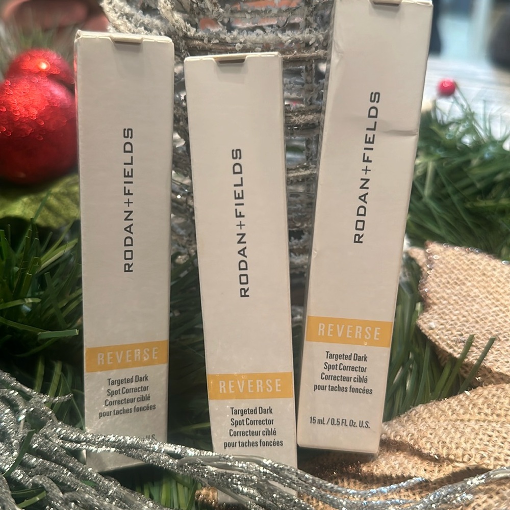 Targeted dark spot corrector